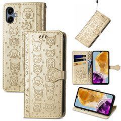 Чехол Embossed Cat and Dog для Samsung Galaxy A06 / A065 книжка кожа PU с визитницей золотистый