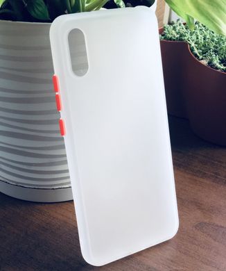 Чехол Matteframe для Xiaomi Redmi 9A бампер матовый противоударный Белый